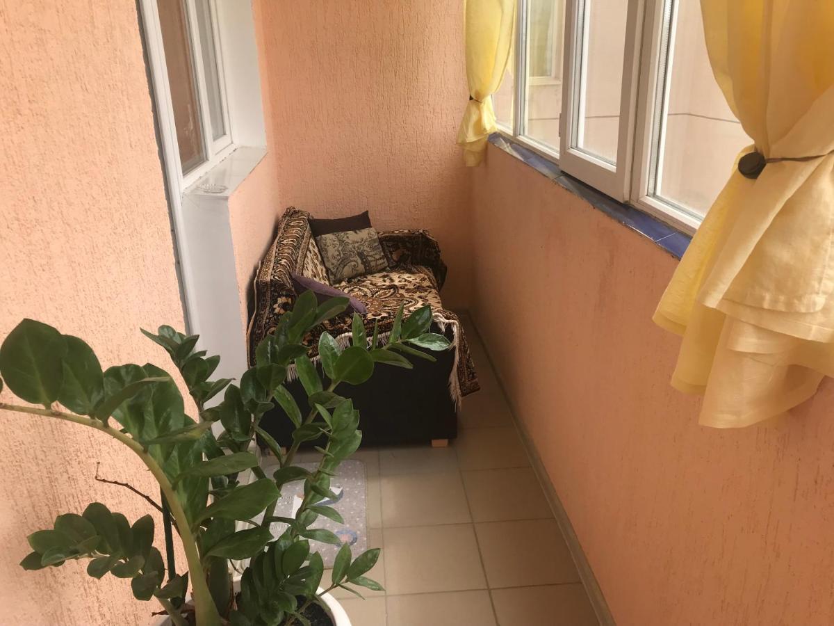 Меркурий Apartment Astana Luaran gambar