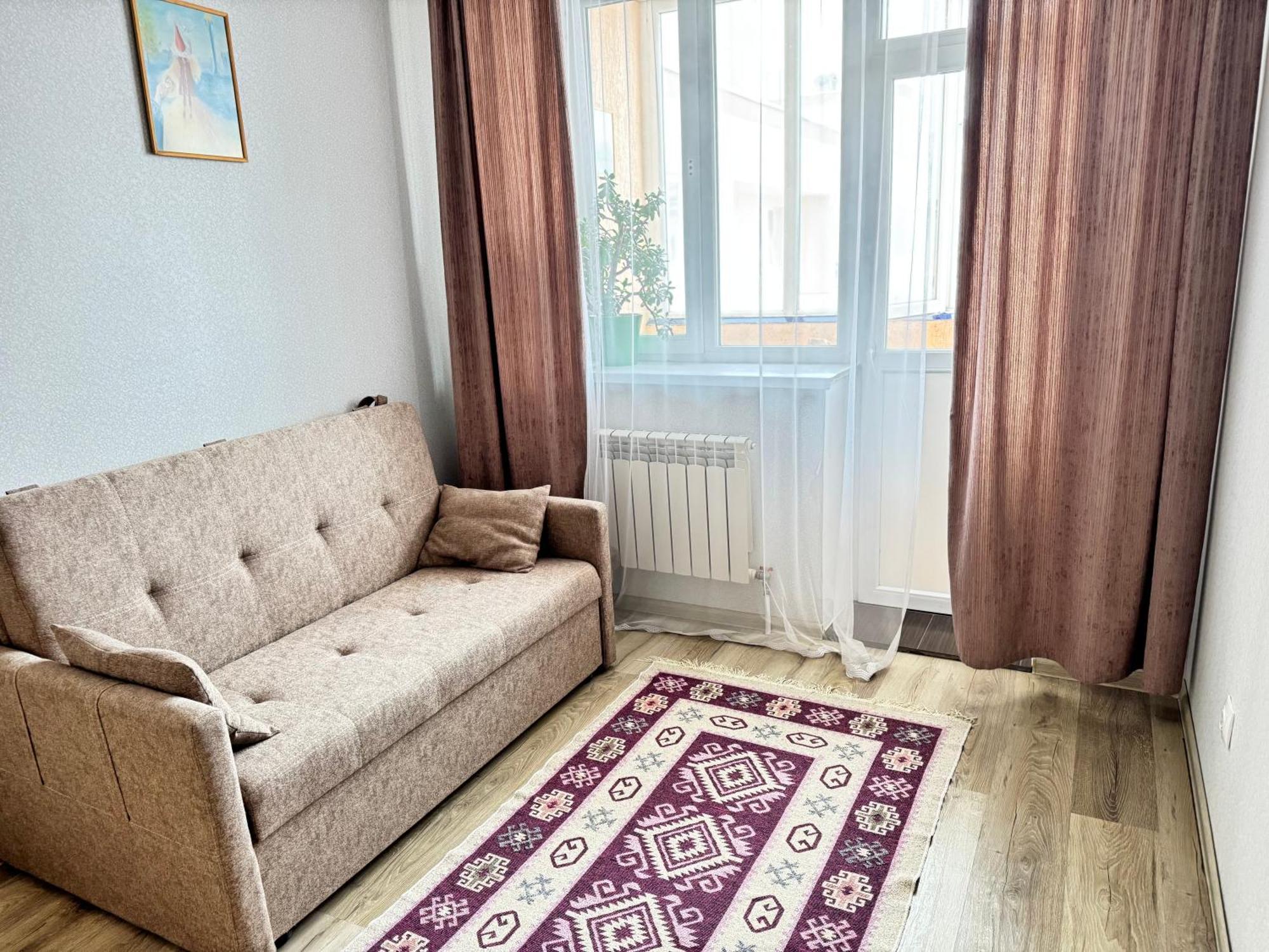 Меркурий Apartment Astana Luaran gambar